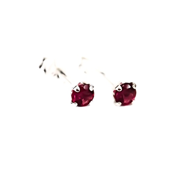 925 Sterling Silver 3mm Genuine Rhodolite Garnet Gemstone 4 Prong Stud Earrings - Picture 3 of 8